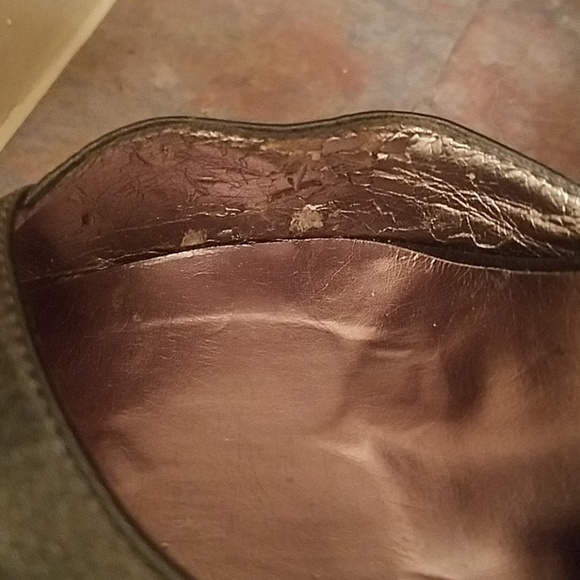 Shoes - Picture 5 of 6